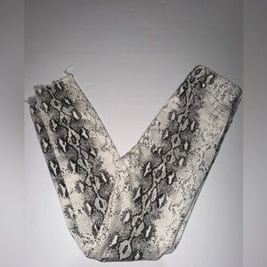 Zara Black and White Snake Print Cropped Jeans